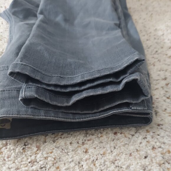 CABI Jeans Graphite Bree Skinny Size 8 - Picture 3 of 8